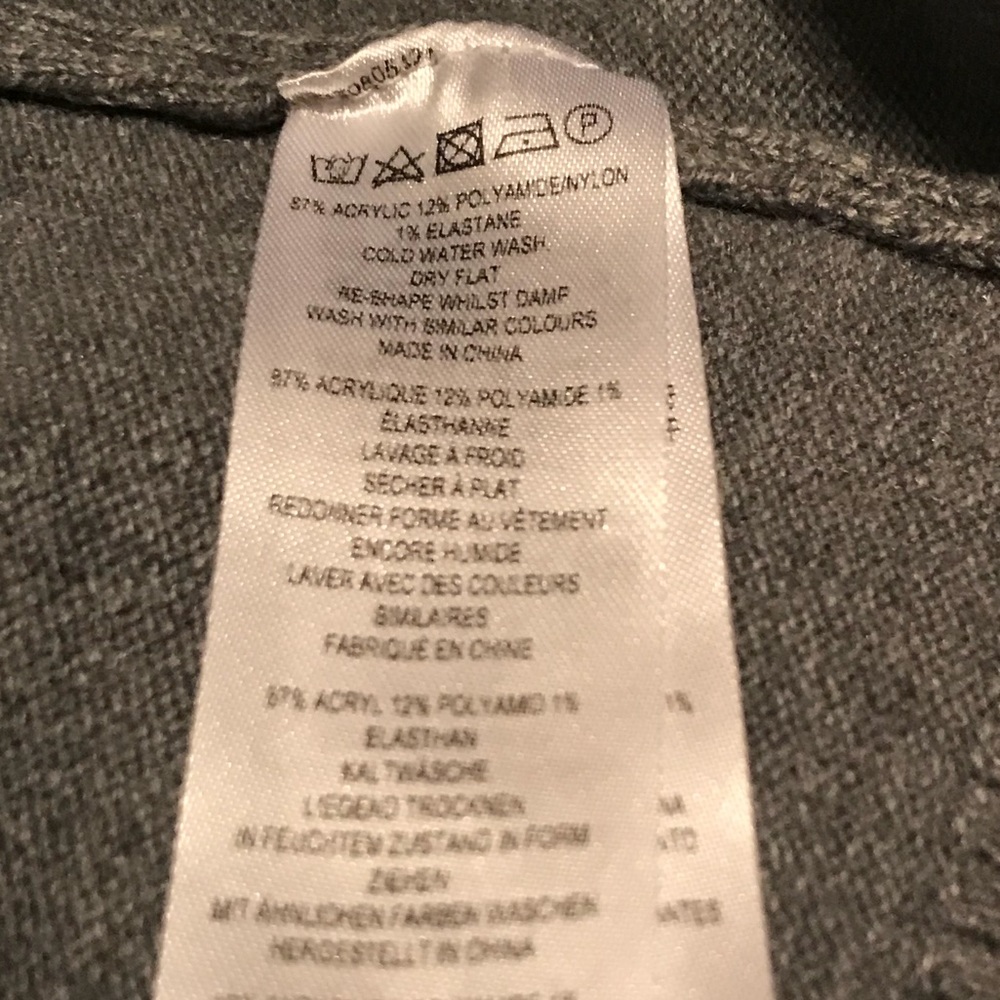 French Connection sweater - Picture 6 of 6